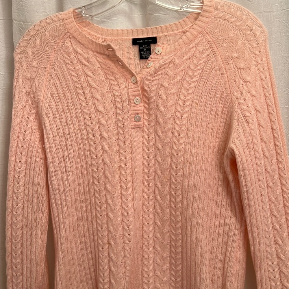 Cashmere sweater
